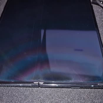 Samsung Galaxy Z Fold 4 Kapak Açılma Problemi, Onarımı Yapılamıyor.