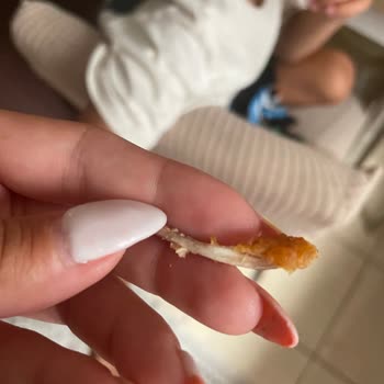 Lezita Kemiksiz Parçadan Çıkan Kemik?