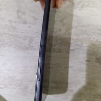 Xiaomi Cep Telefonu Eğriliği