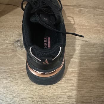 Skechers Derimod Ürün Sorunlarıyla İlgisiz Alakasız