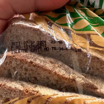 Migros'tan Aldığımız İyilik Markalı Ekmek Küflü