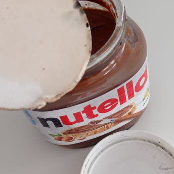 Nutella Kavanozunun Küflenmiş Olması