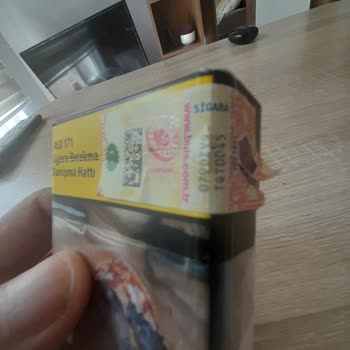 Philip Morris Sigaranın İçinden Yabancı Madde