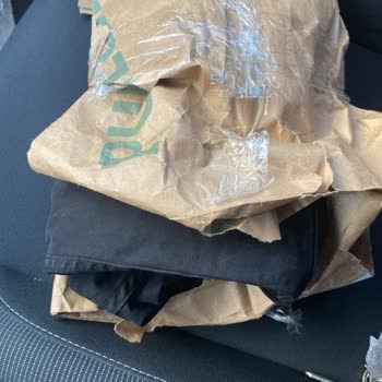 Pull & Bear Depo Çalışanları