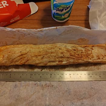 Bereket Döner'in 45 Cm Olarak Sattığı Dürümü 30 Cm Göndermesi