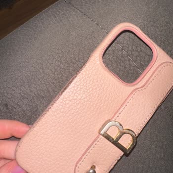 Velano Concept Deri Kılıf Bir Ayda Soyuldu Ve Harfler Karardı