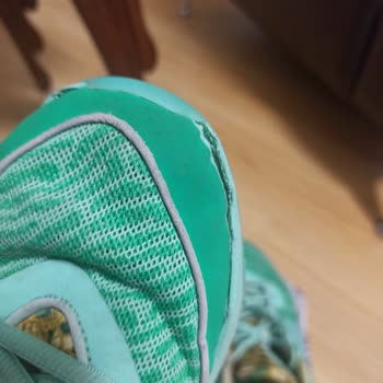 Nike Basketbol Ayakkabısından Şikayetçiyim.