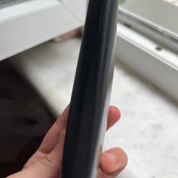 Media Markt Set İçindeki Crea Powerbank Şişik Ve Bozuk