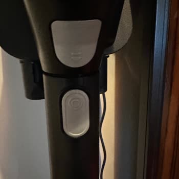 Bosch Elektrikli El Aletleri Bosch Unlimited 7 Süpürgemin Borusu 3-4 Ay Gibi Bir Sürede Çatladı