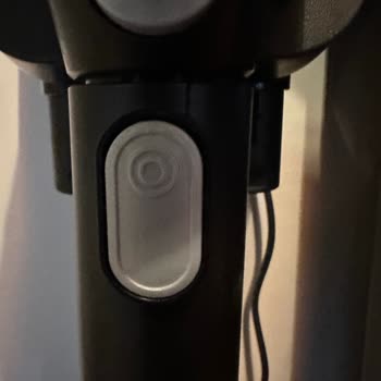 Bosch Elektrikli El Aletleri Bosch Unlimited 7 Süpürgemin Borusu 3-4 Ay Gibi Bir Sürede Çatladı