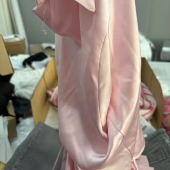 Zara Giyinmiş Sökülmüş Ürünler Gönderim