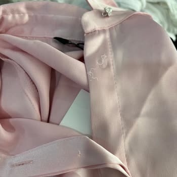 Zara Giyinmiş Sökülmüş Ürünler Gönderim