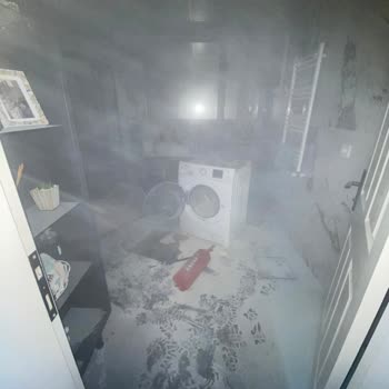 Samsung Eco Bubble 9 Kg Çamaşır Makinesi Yangına Sebep Oldu.