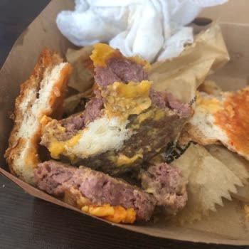 Köfteci Yusuf Çiğ Gelen Sipariş