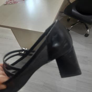 Elle Ayakkabıcılık Kusurlu Ayakkabıyı Kusursuz Saydı