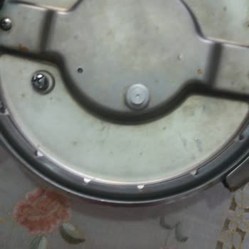 Emsan Mutfak Düdüklü Tencerede Paslanma Sorunu!