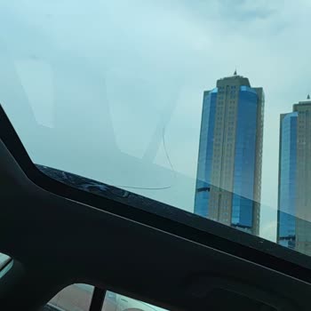Skoda Kamiq 0 Araç Panoramik Cam Tavan Çatlağı!