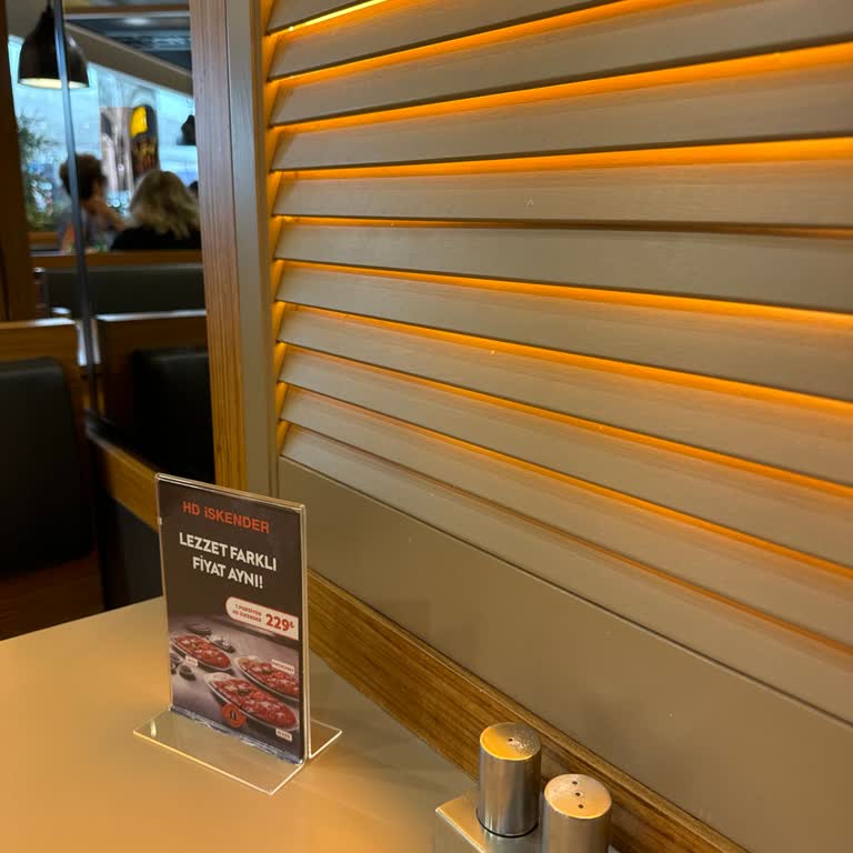 HD İskender Restaurant Cevahir AVM Ha İskender Personel Tavrı