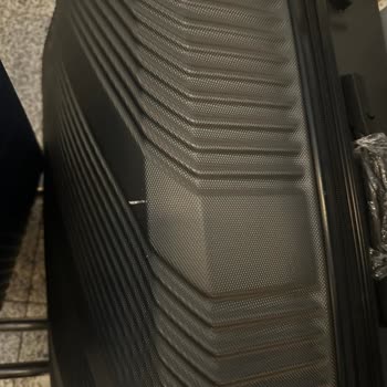 SunExpress Hava Yolları Frankfurt-Ankara Uçuşunda Yaşanan Valiz Hasarı Ve Bekleme Sorunları