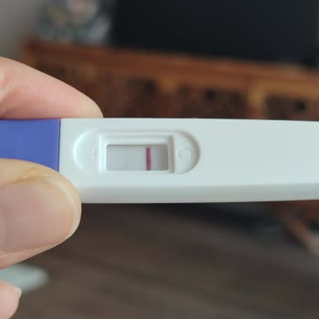 Day's Doctor ℅99.9 Doğru Sonuç Veriyor Yazıyor Test Pozitif Gösteriyor Ama Kanda Yok!