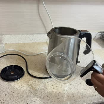 Arzum Cam Demlik Kendiliğinden Kırılıyor