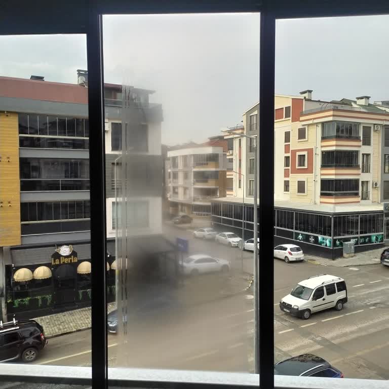 Albert Genau Cam Balkon Balıkesir