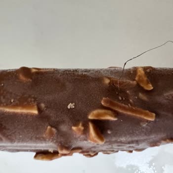 BİM Metal Cıktı Dondurmanın İçinden