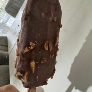 BİM Metal Cıktı Dondurmanın İçinden