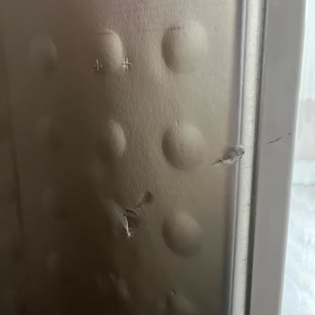 Beko Marka Sıfır Diye Aldığımız Hatalı Darbeli Çizik Buzdolabı