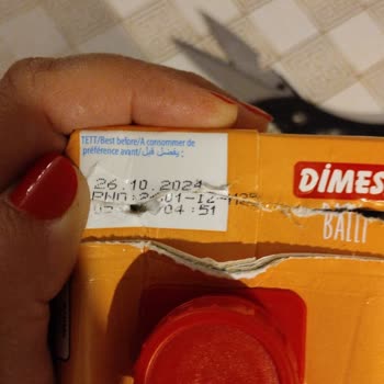 Dimes Meyve Suyunun İçinden Çıkan Yabancı Maddeler