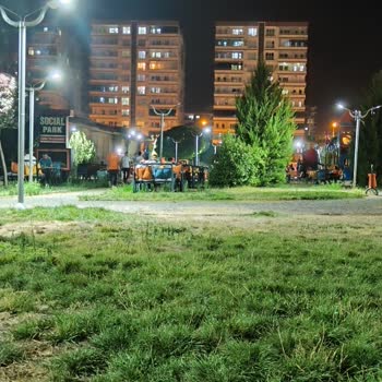 Kızıltepe Belediyesi Parkı İşgal Etmişler