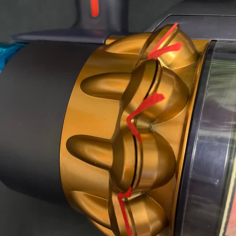 Dyson Gen5 Dikey Süpürge