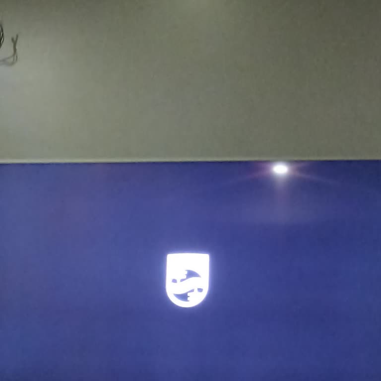 PHILIPS TV Philips 55PUS8505 TV Kendiliğinden Açılıp Kapanıyor