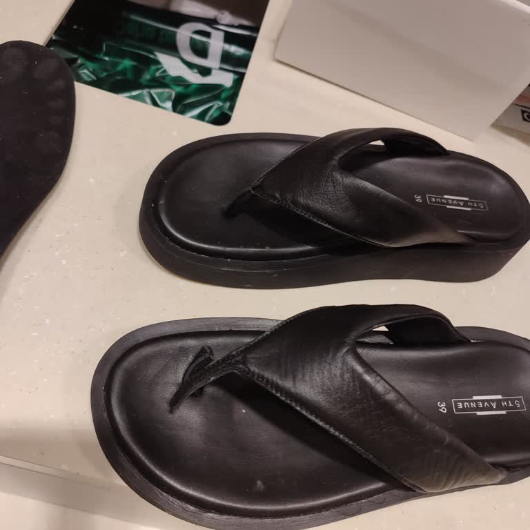 Deichmann Ayıplı Ürüne Değişim Yapmıyor (Bariz Üretim Hatası)