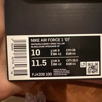 Nike Aır Force 1-yırtılması