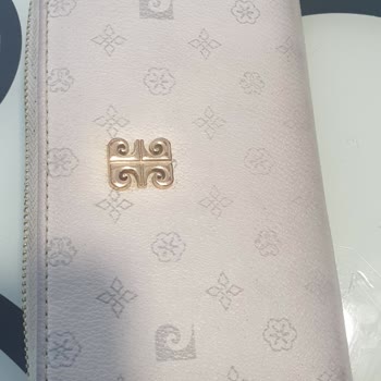 Güvenal Çanta Güven Al Çanta Ve Satış Elemanları