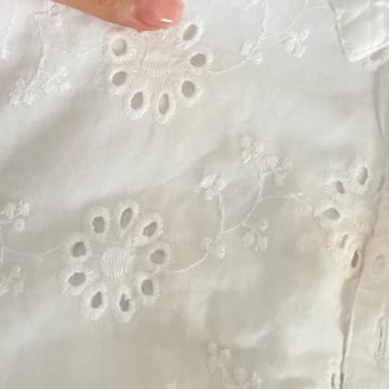 Koton Hiç Giyilmeyen Ürün Tek Yıkamada Sarı Leke Oluştu