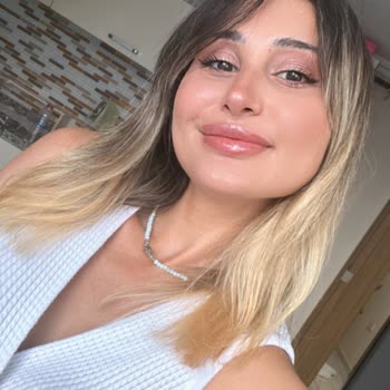 Beyaz Köşk Coiffeur (Ersin Pekdemir) Yanlış Saç Yapımı