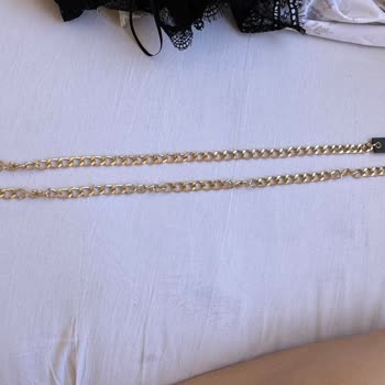 Adil Işık Group Alarm Üzerinde Unutulmuş Ve Gelen Ürünlerin Bedeni Aynı Değil