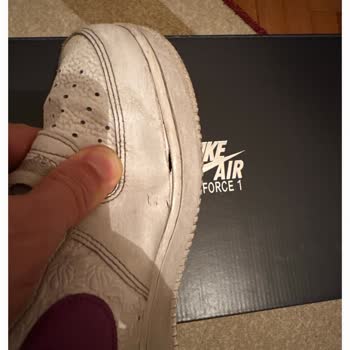 Sneaks Up Yırtılan Ayakkabımın Değişim Veya Ücret İadesi İsteği