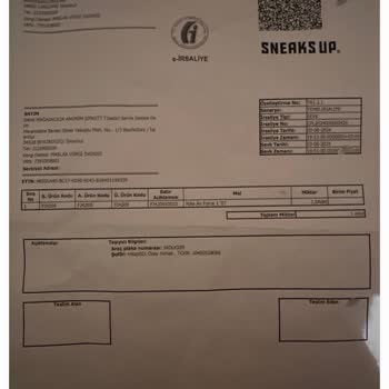 Sneaks Up Yırtılan Ayakkabımın Değişim Veya Ücret İadesi İsteği
