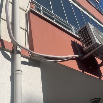 Beko Dış Ünitenin Kötü Montajı