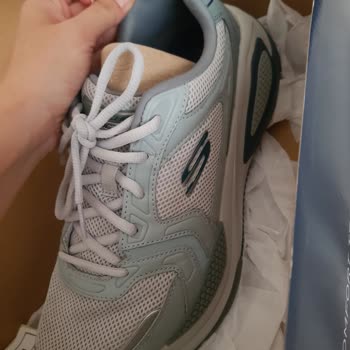 Skechers 20 Günde Astarı Yırtıldı.