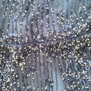 Moda Babil Aldığım Elbisenin Taşları Dökülüyor