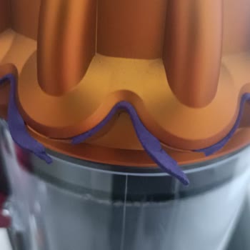 Dyson V15 Detect Absolute Rechargeable Vacuum Cleaner Disassembly