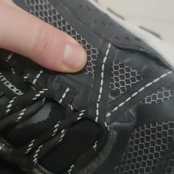 Skechers Yeni Ayakkabı 2 Ayda Pert Oldu