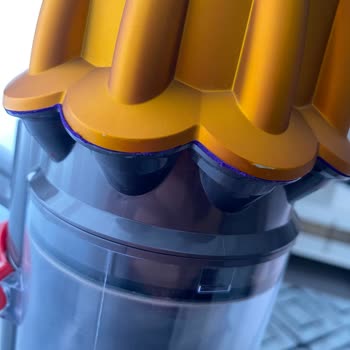Dyson Dikey Süpürge: Hızla Aşınan Parçalar Ve Yetersiz Müşteri Hizmeti
