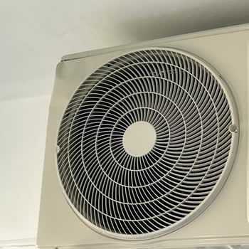 Airfel Marka Hasarlı Klima