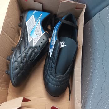 Altingolkrampon (Instagram) Beyaz Ayakkabı Yerine Siyah Gönderdiler