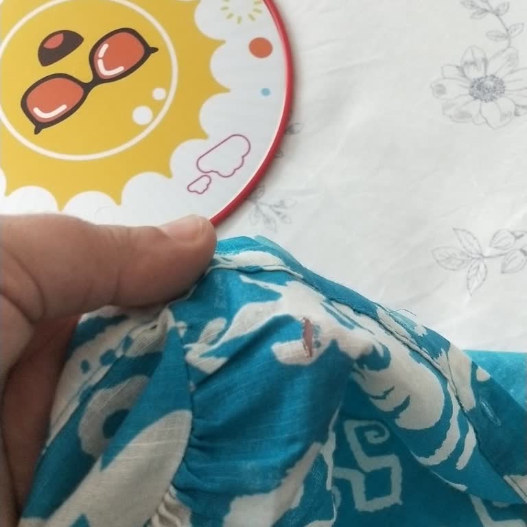 Tuğbaca Butik İlgisiz Ve Sıkıntılı Bir Butik